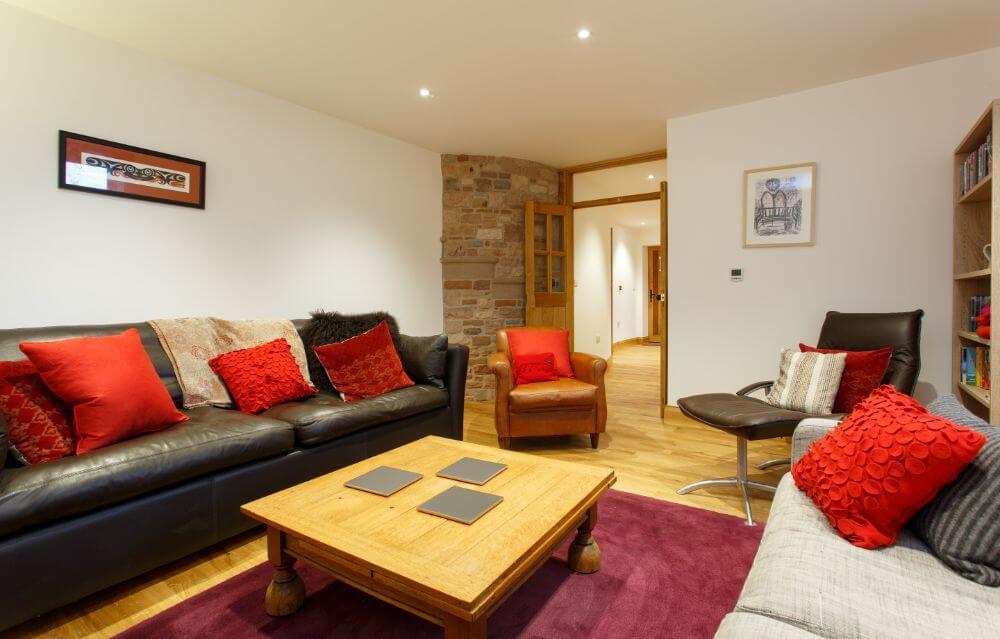 Phased barn conversion – North lakes
